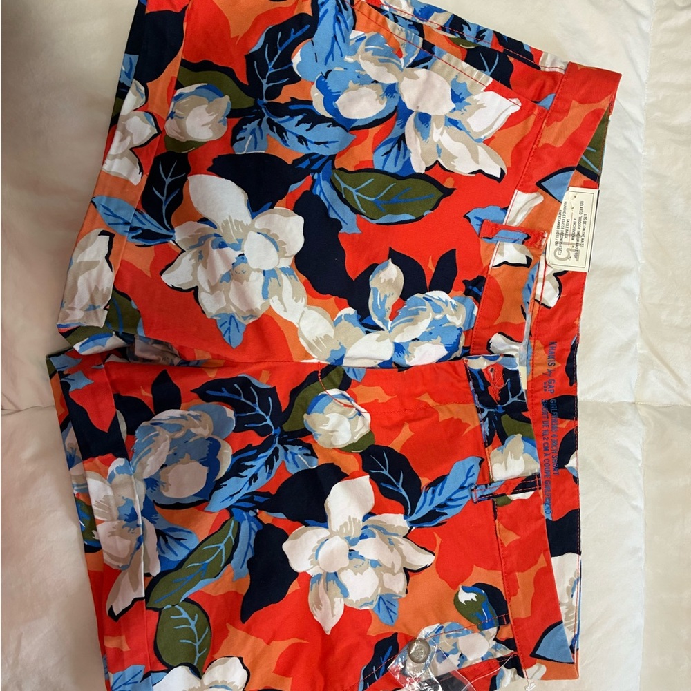 GAP Girlfriend Shorts in Orange and Blue